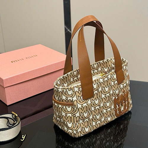 Túi Xách Miu Miu Beach Bag Họa Tiết Monogram Full box Size 25cm