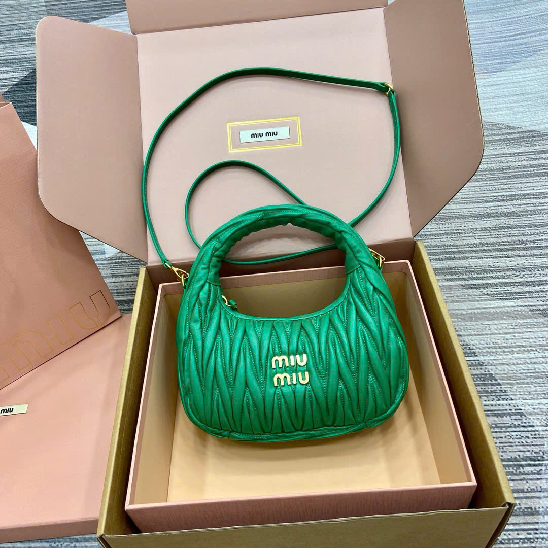 Túi Xách Miu Miu Wander Da Cừu Xanh 5BC125 Siêu Cấp Size 23cm