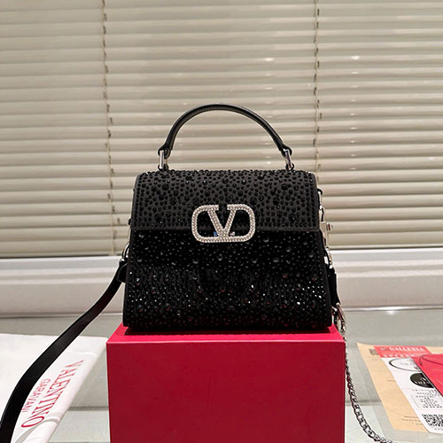 Túi Xách Valentino Loco Chain Bag Full Box 21 cm