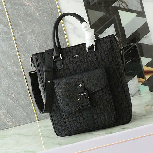 Túi Yên Ngựa Dior 1ADSH241YKS_H03E Màu Đen Siêu Vip Size 36cm