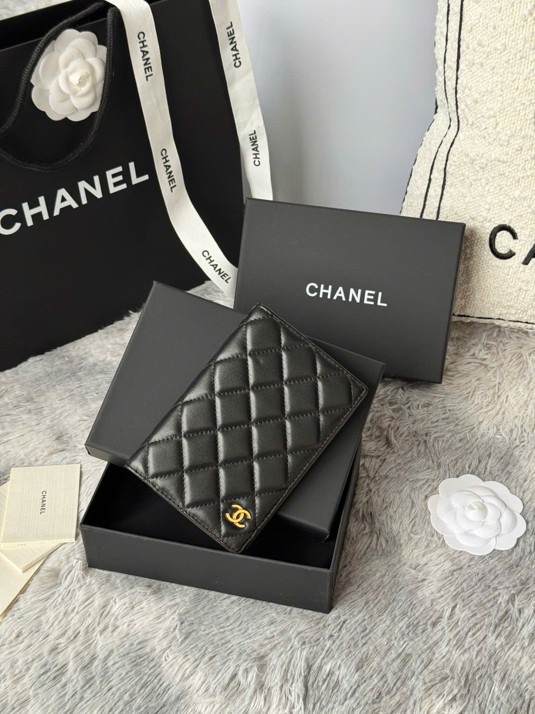 Ví Đựng Hộ Chiếu Chanel Da Cừu A80385 Siêu Cấp Size 14.5cm