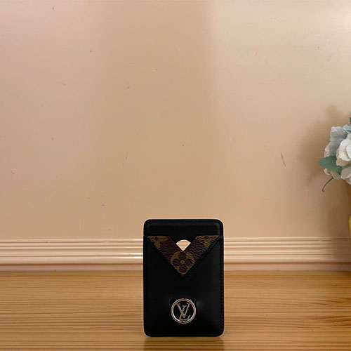 Ví đựng thẻ LV Magnet Card Holder – M25864 – Siêu VIP