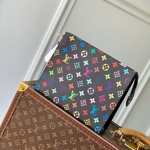 Ví LV Hộp Dựng Mỹ Phẩm M13746 Màu Đen Size 25 cm