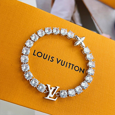 Vòng Tay Louis Vuitton Kim Cương Siêu Cấp Full Box